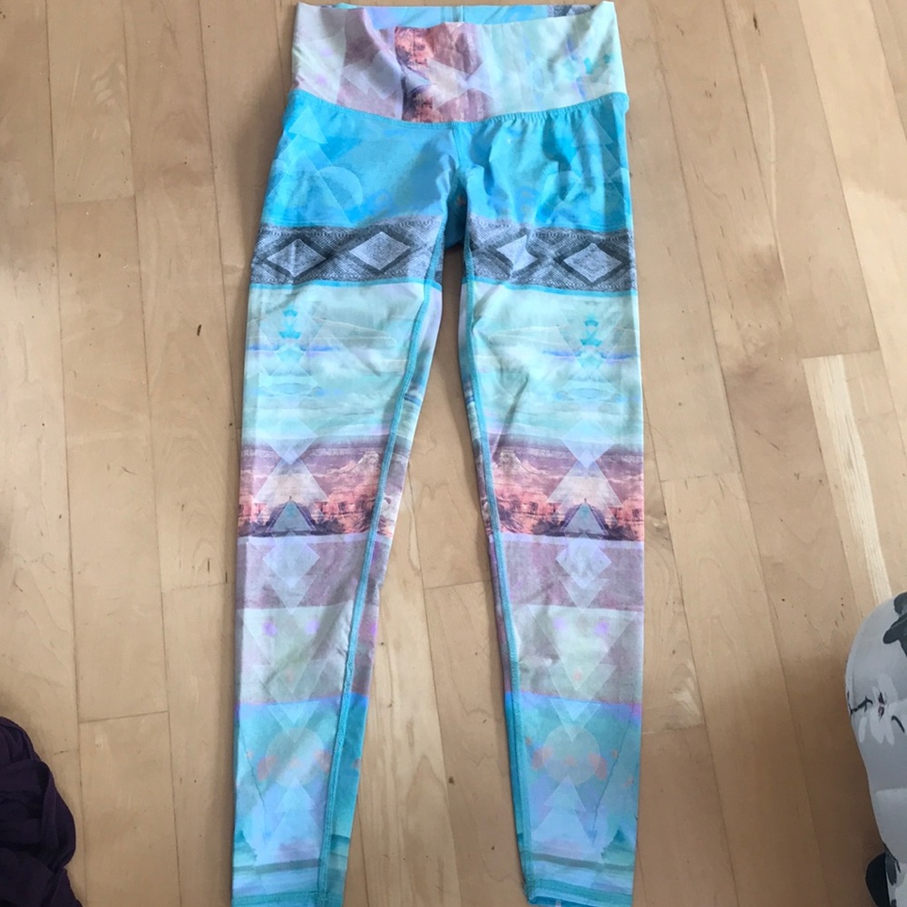 Teekis yoga pants